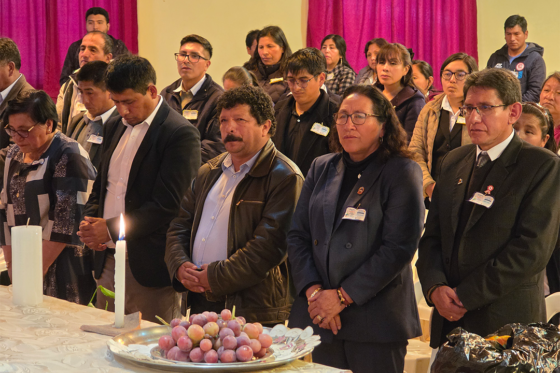 UGEL ACOMAYO CONMEMORÓ EL DÍA DEL MAESTRO CON UNA EMOTIVA CEREMONIA DE RECONOCIMIENTO Y CONFRATERNIDAD.